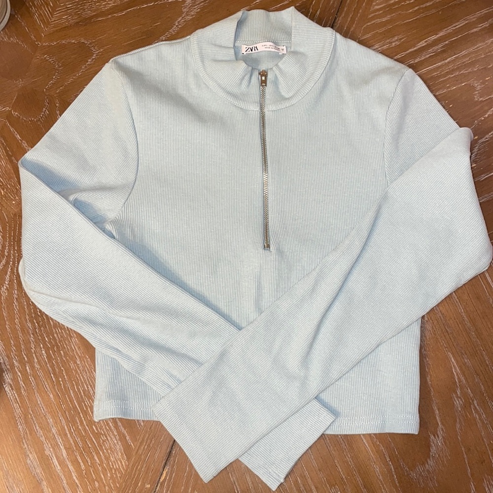 Zara sweater crop top